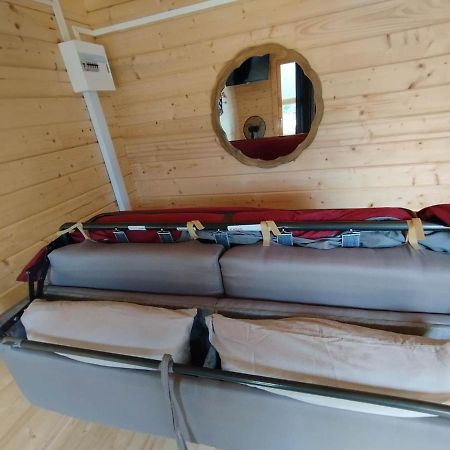 Tiny House Toute Equipee Avec Jardin Saint-Florent-sur-Cher Buitenkant foto