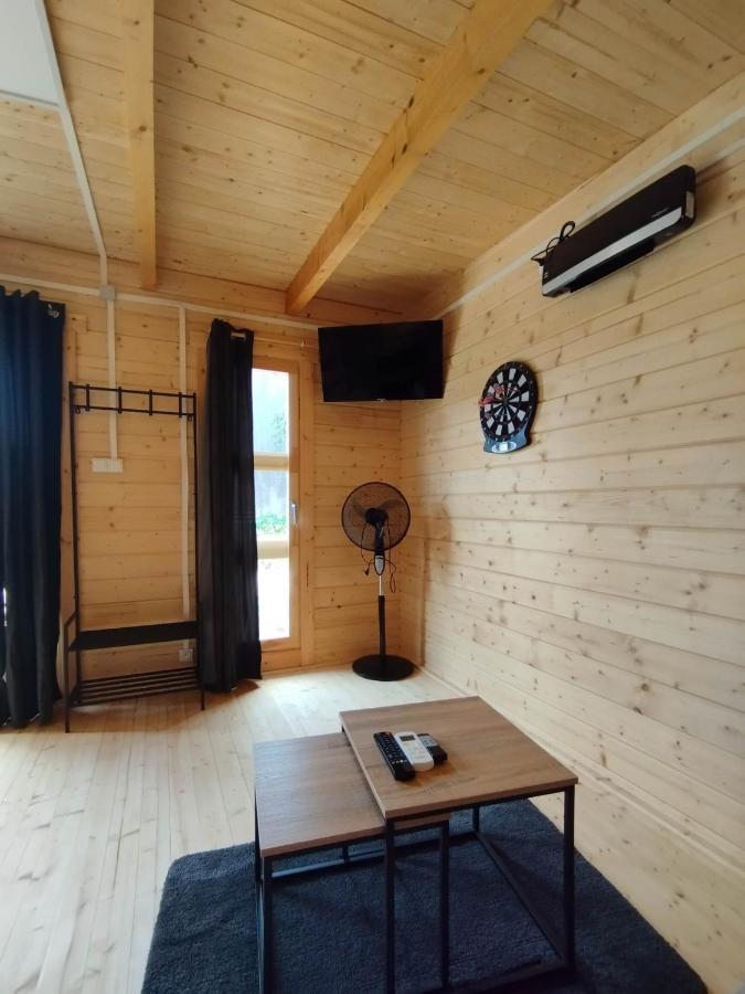 Tiny House Toute Equipee Avec Jardin Saint-Florent-sur-Cher Buitenkant foto
